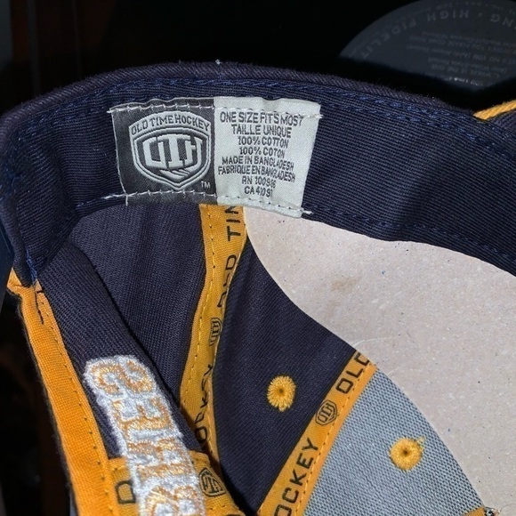 BUFFALO Sabres NHL SnapBack - Picture 5 of 7